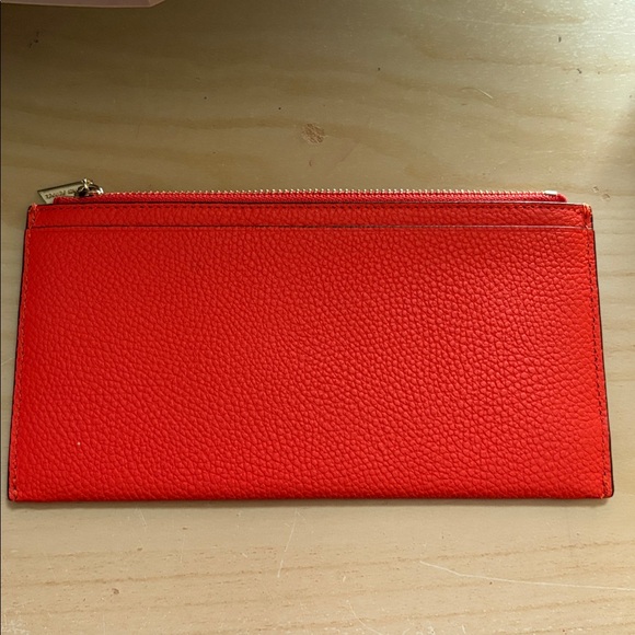 Henri Bendel banklet wallet - Picture 2 of 8